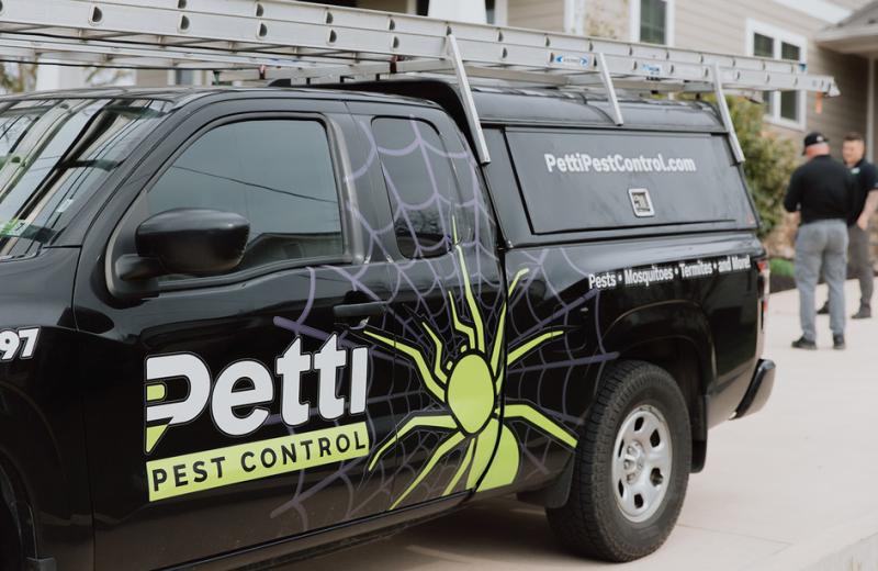 Petti Pest Control Truck