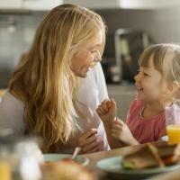 mom and daughter